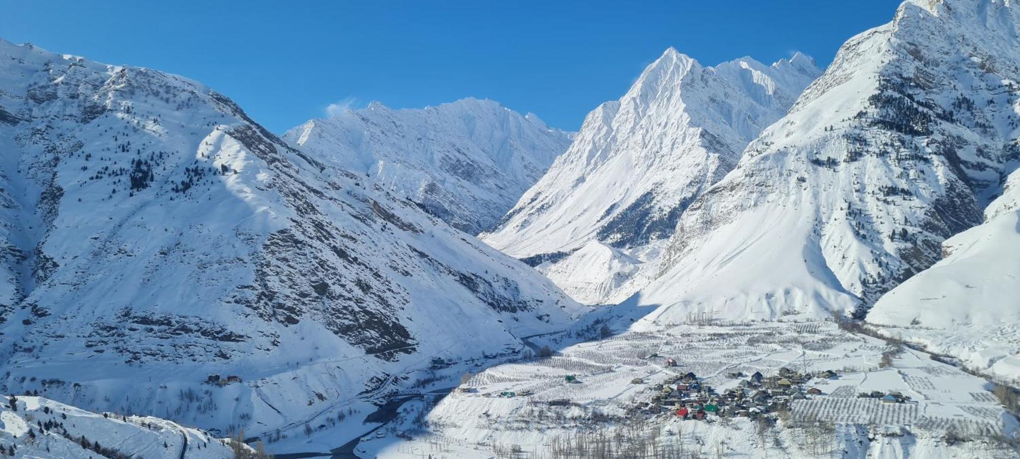 Beyond Rohtang Tandi